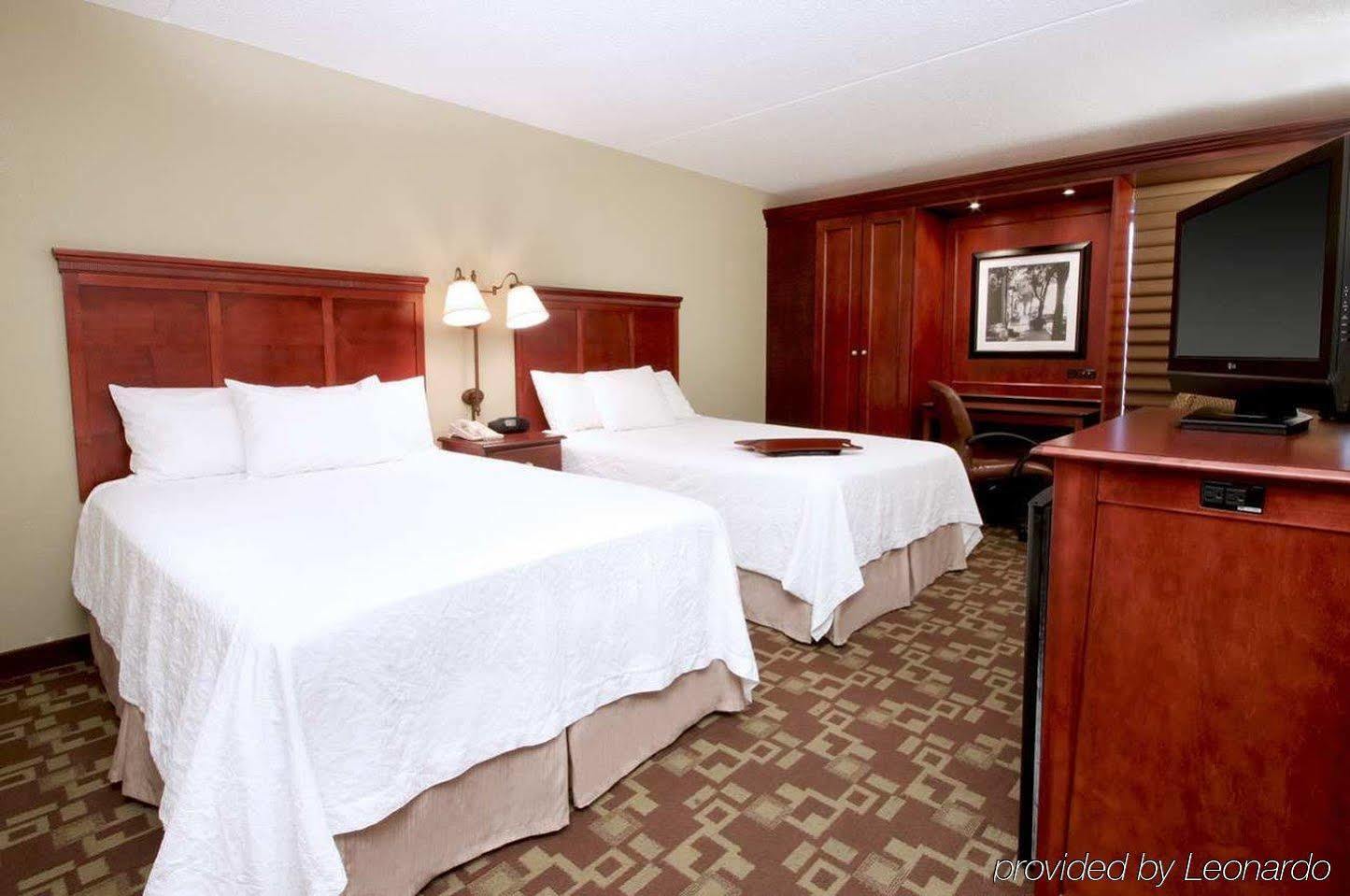 Hampton Inn By Hilton Indianapolis-South Southport Exterior photo